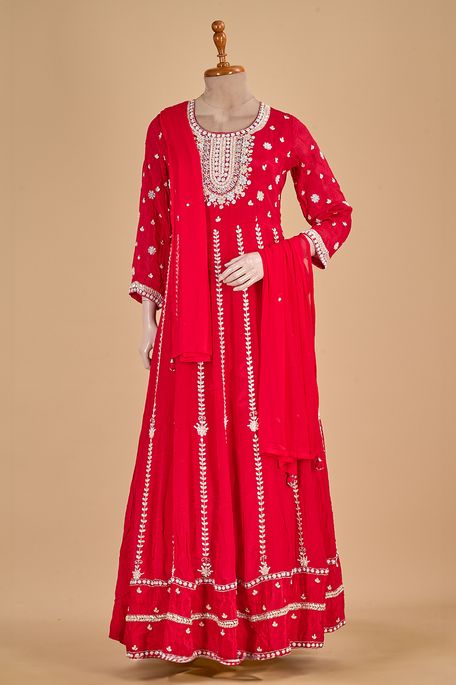 crepe fuschia pink gown with dupatta