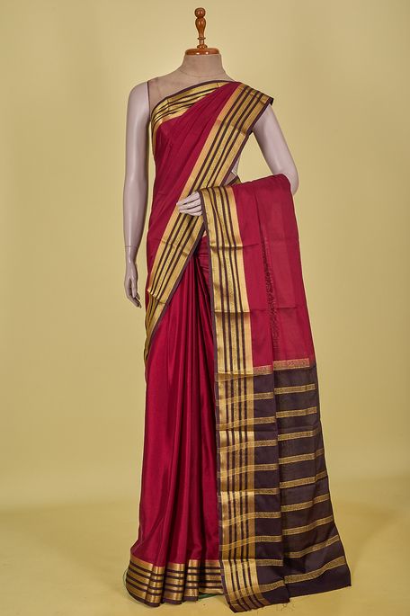 crepe maroon saree with blouse