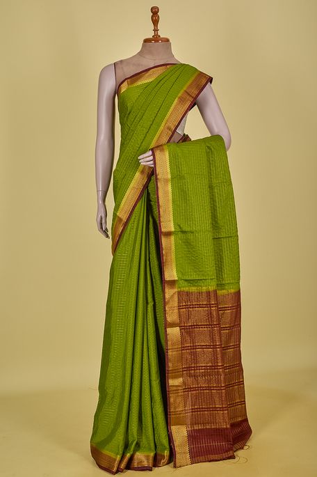 crepe dark raw apple green saree with blouse